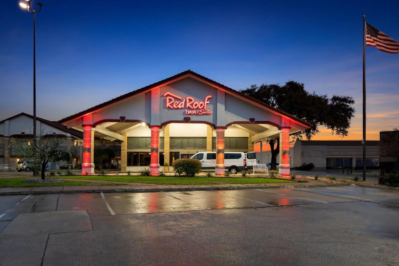 Irving Inn & Suites At Dfw Airport Экстерьер фото