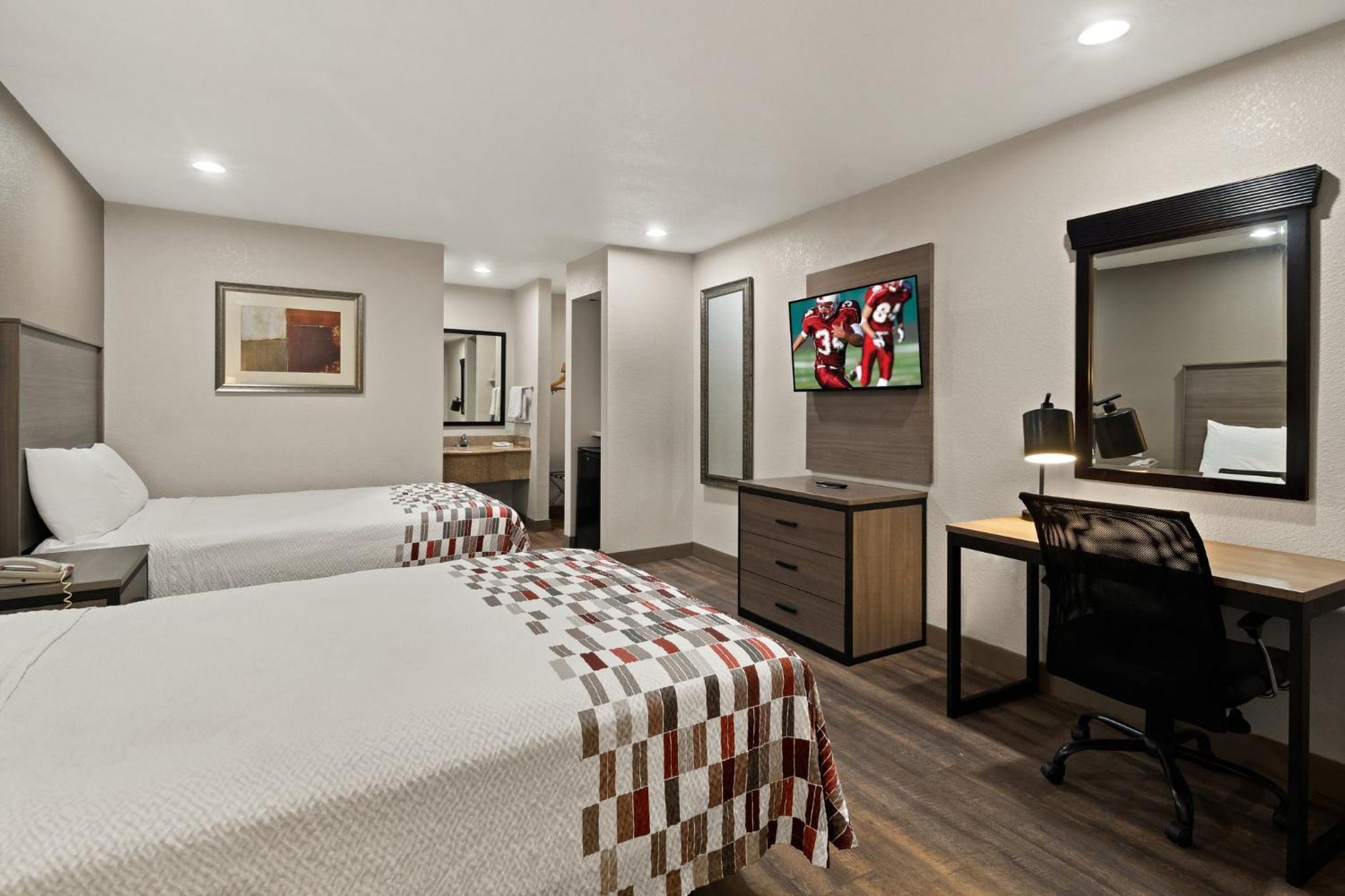 Irving Inn & Suites At Dfw Airport Экстерьер фото