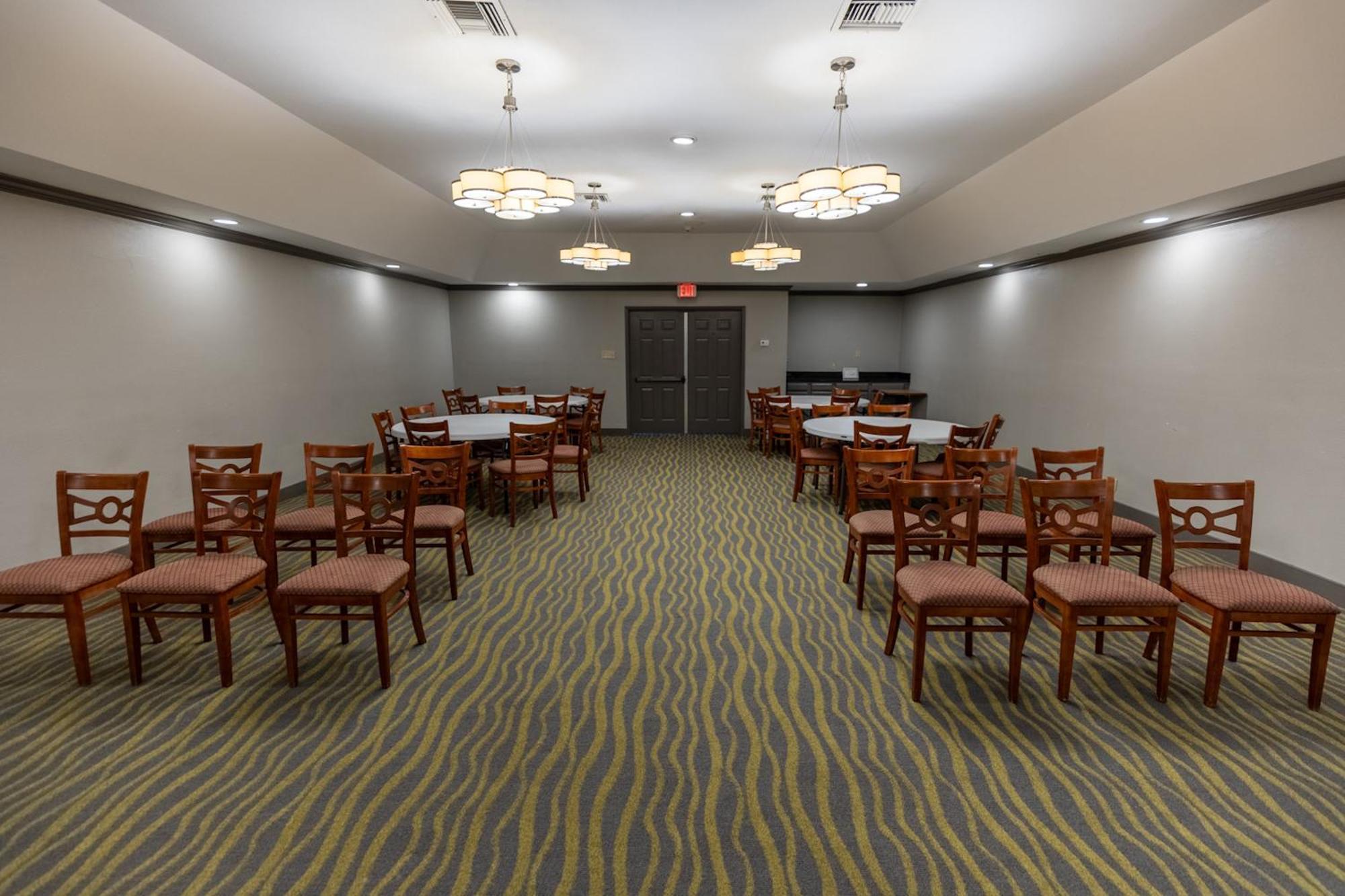 Irving Inn & Suites At Dfw Airport Экстерьер фото