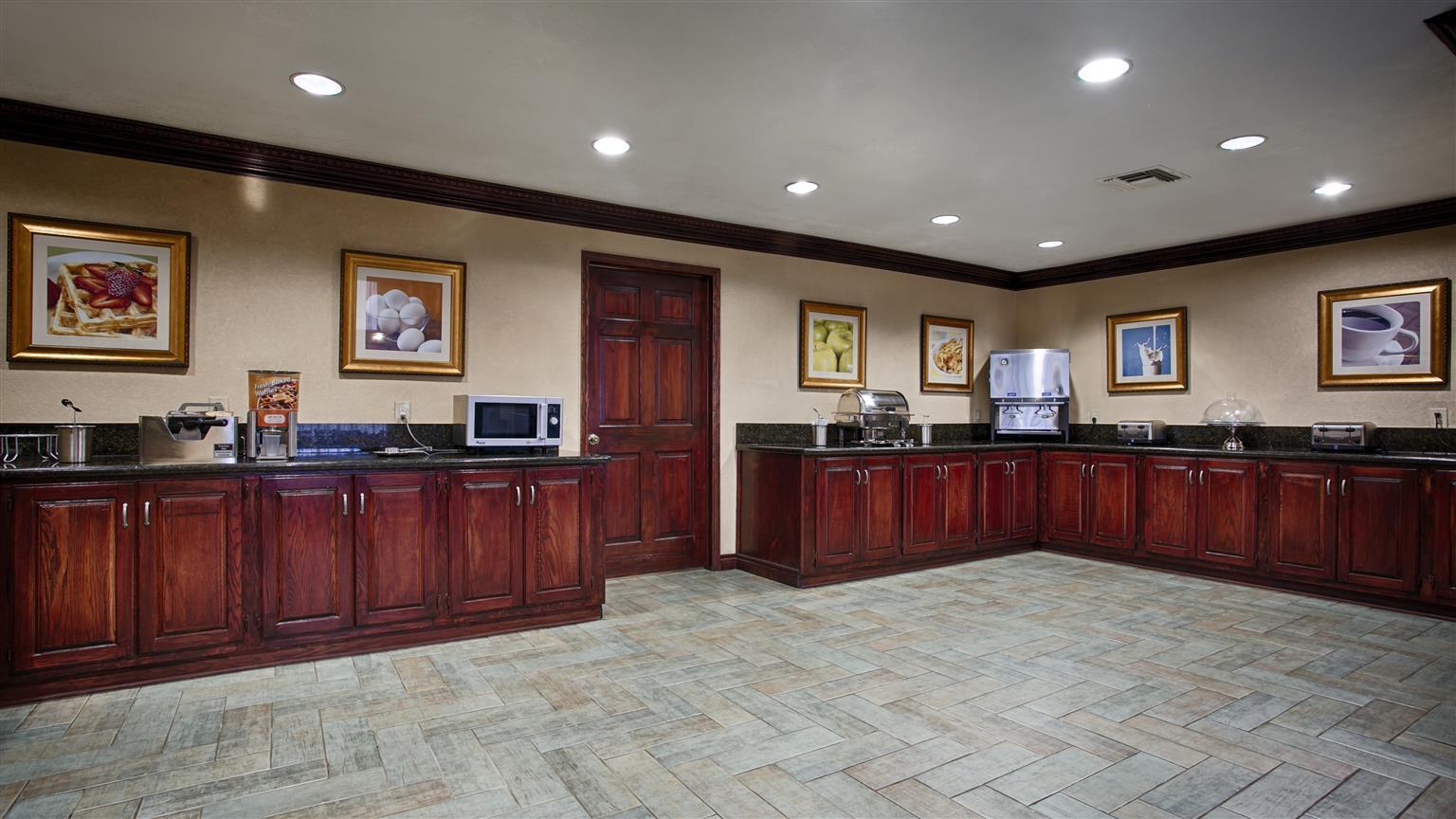 Irving Inn & Suites At Dfw Airport Экстерьер фото